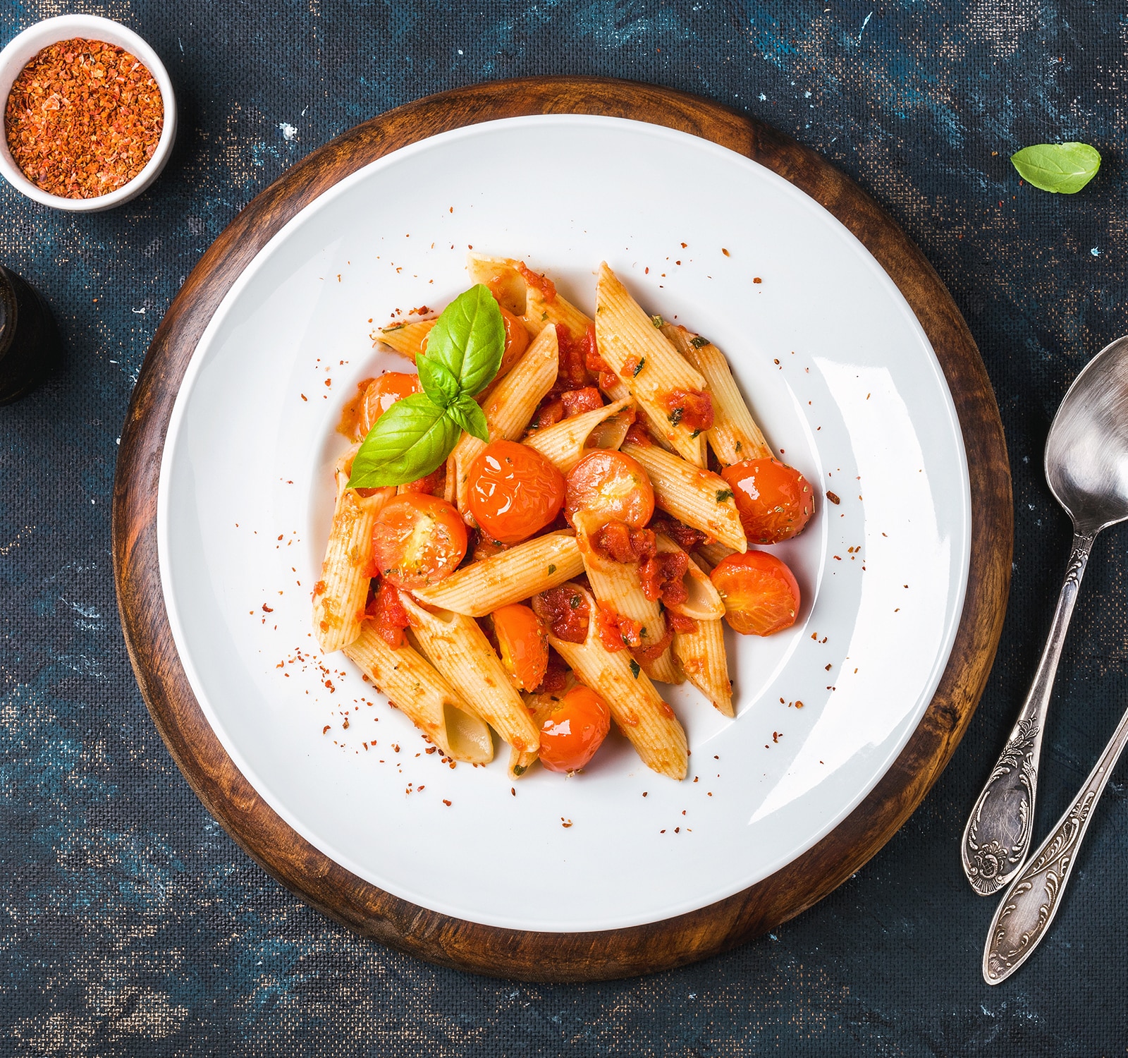 Penne with Roasted Tomatoes and Red Pepper